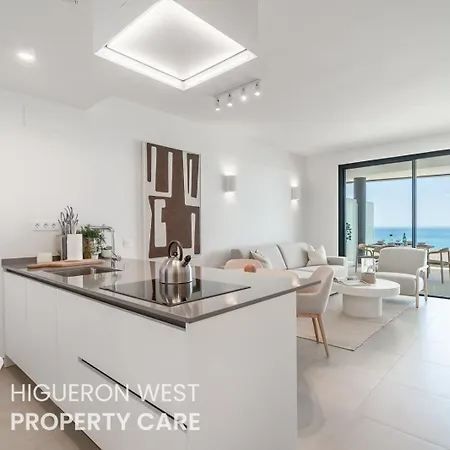 Seaviews Reserve Collection - La Luz Del Mar By Hwpc * Фуэнхирола